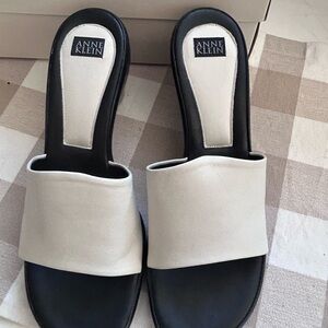 Anne Klein Black and Cream Mules